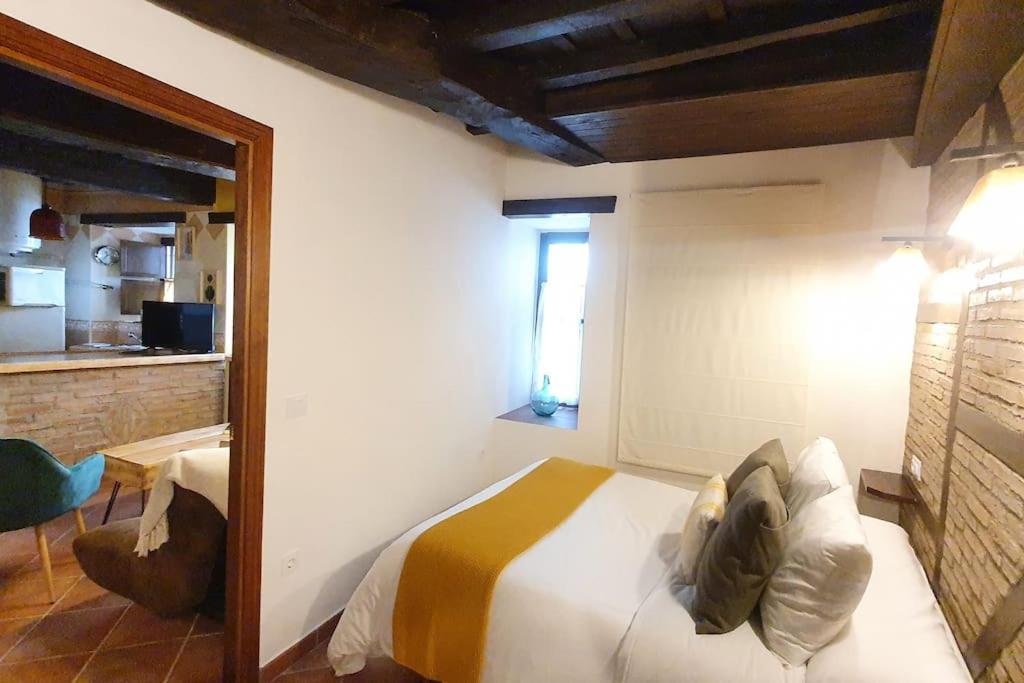 Apartamento Sefardi, Barrio Judio De Хервас Экстерьер фото