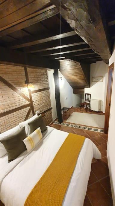 Apartamento Sefardi, Barrio Judio De Хервас Экстерьер фото